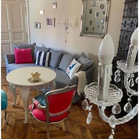 Barbie Baroque Apartment *